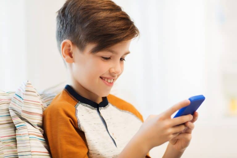 Should a SevenYearOld Have a Cell Phone? 7 Year Olds